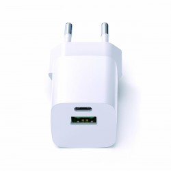 Incarcator cu USB Ieșire USB-C: USB-C: 5V/3A, 9V/3A, 12V/2,5A, 15V/2,0A, 20V1,5A (30W) PPS: 3,3V-11V/3,0A, 3,3V-16,0V/2,0A (33W) USB-A: 5V/3A, 9V/2A, 12V/1,5A (18W) USB-C+USB-A: 5V/3A (15W) Tensiune de intrare: 100-240VAC, 50/60Hz Protecție la